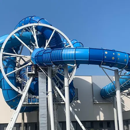 Aquapark Gold 8 Apartment *